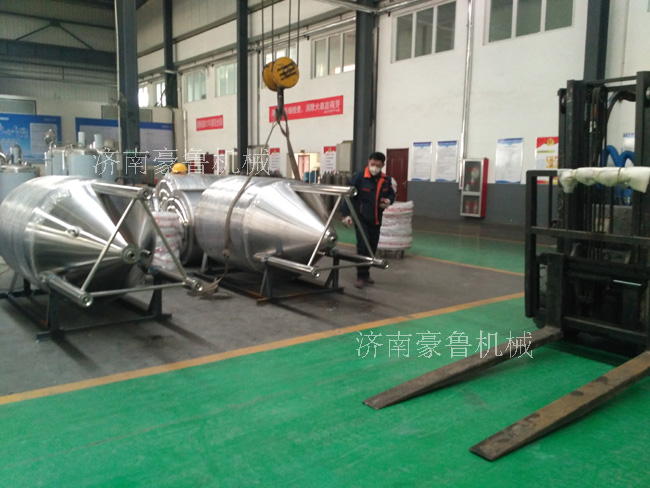 精釀啤酒設(shè)備車間 精釀啤酒設(shè)備車間