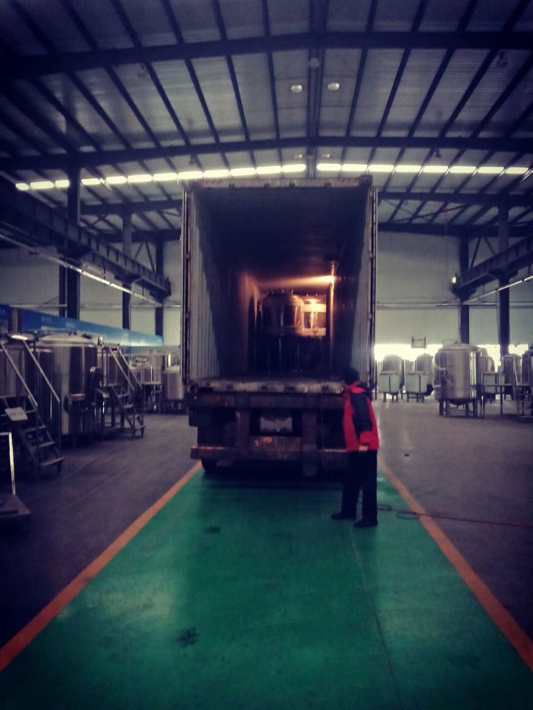 啤酒設(shè)備廠家 啤酒設(shè)備廠家