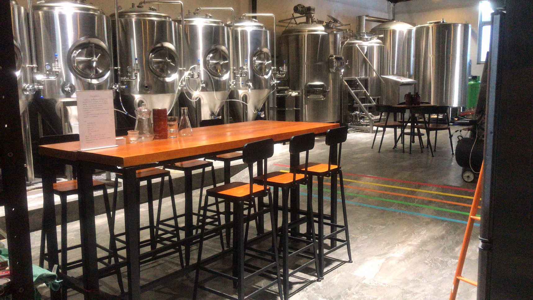 濟南自釀啤酒設(shè)備廠家 濟南自釀啤酒設(shè)備廠家