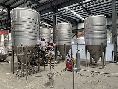 自釀啤酒發(fā)酵罐 自釀啤酒發(fā)酵罐